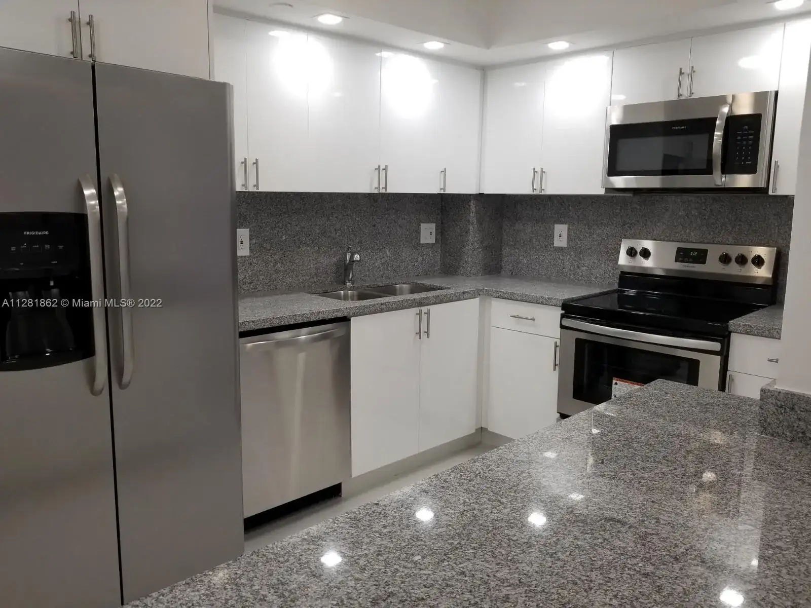 4000 Towerside Ter # 609, Miami FL 33138 photo 5