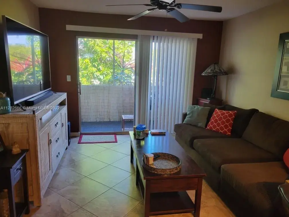 1400 Tallwood Ave # 303, Hollywood FL 33021