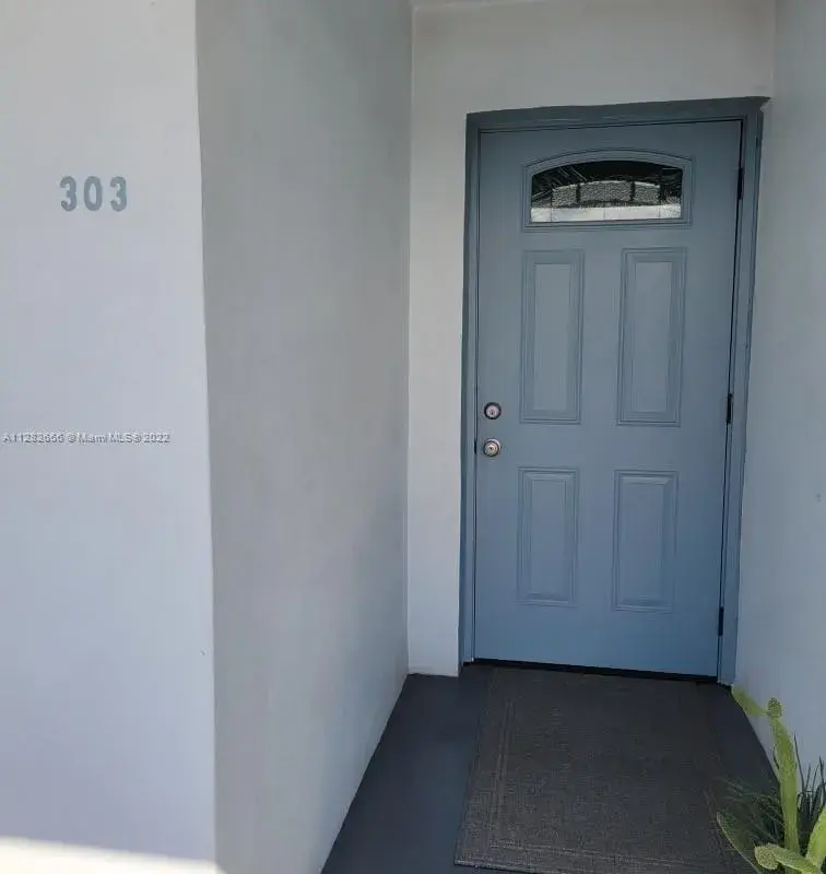 1400 Tallwood Ave # 303, Hollywood FL 33021
