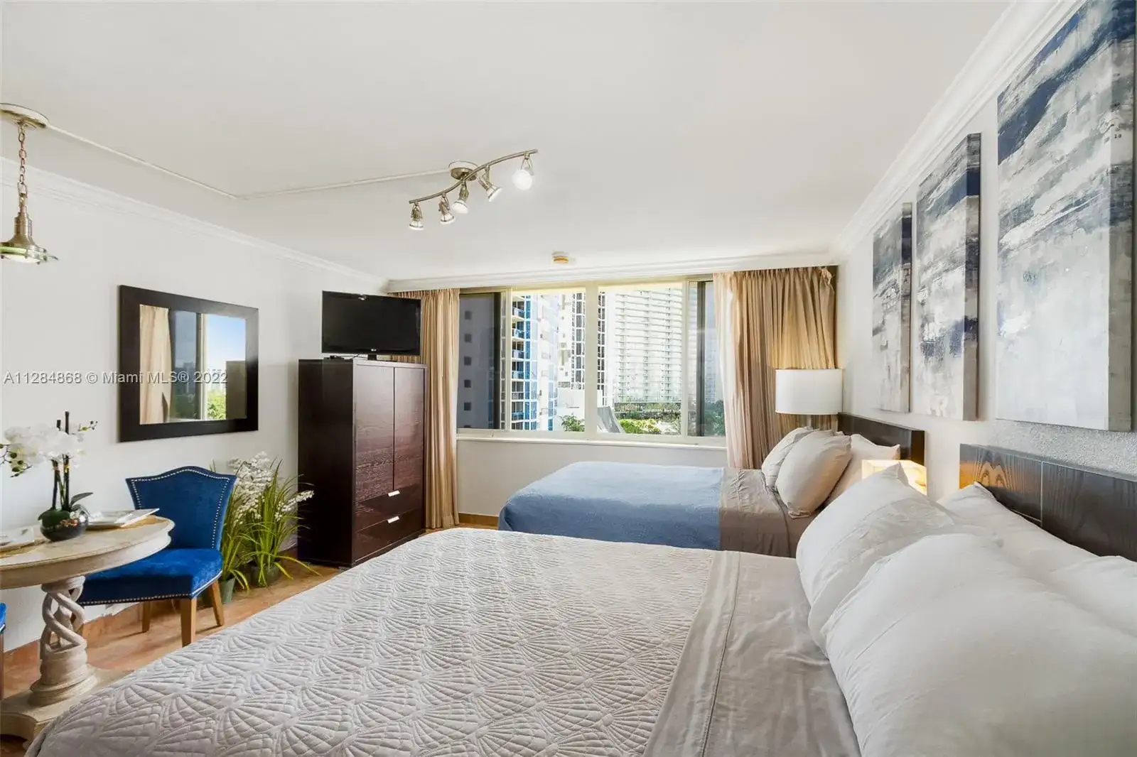 19201 Collins Ave # 641, Sunny Isles Beach FL 33160 photo 5