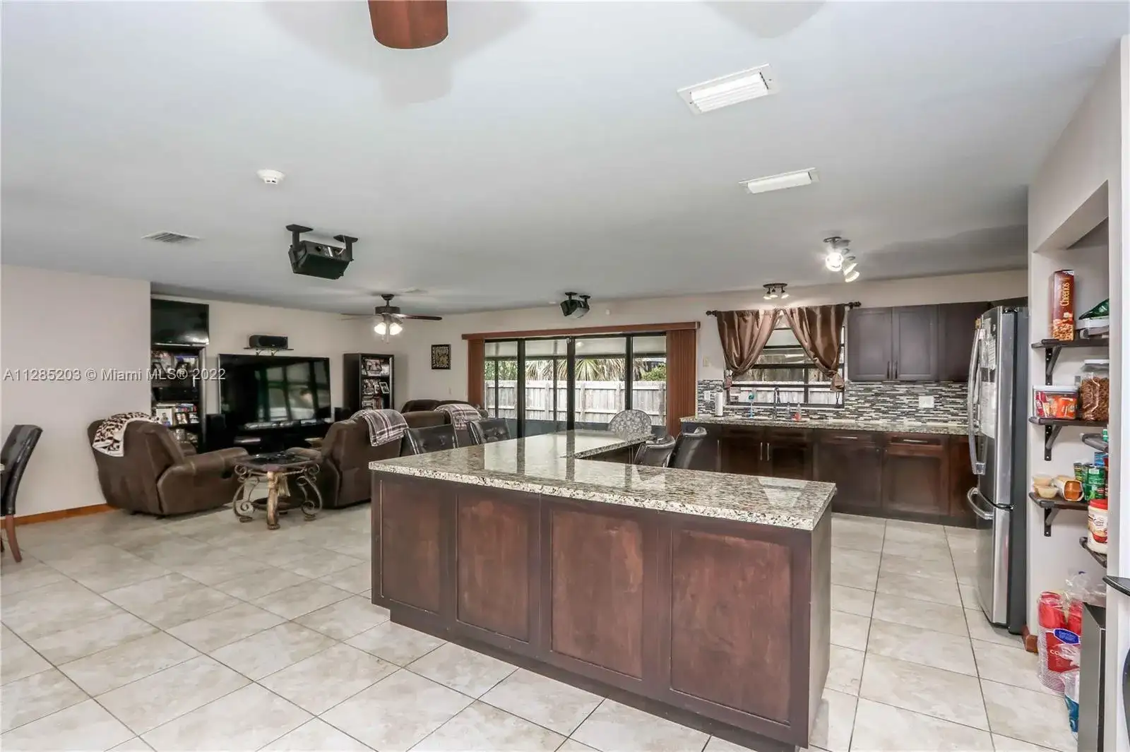 1675 S Goldeneye Ln, Homestead FL 33035 photo 3