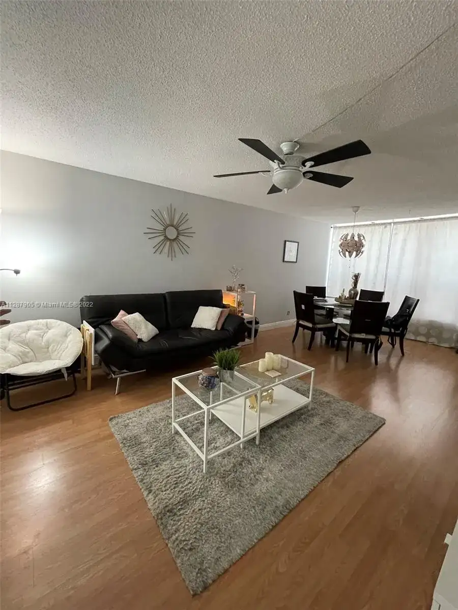 6921 Cypress Rd, Plantation FL 33317 photo 2