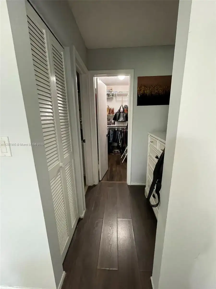 6921 Cypress Rd, Plantation FL 33317 photo 5