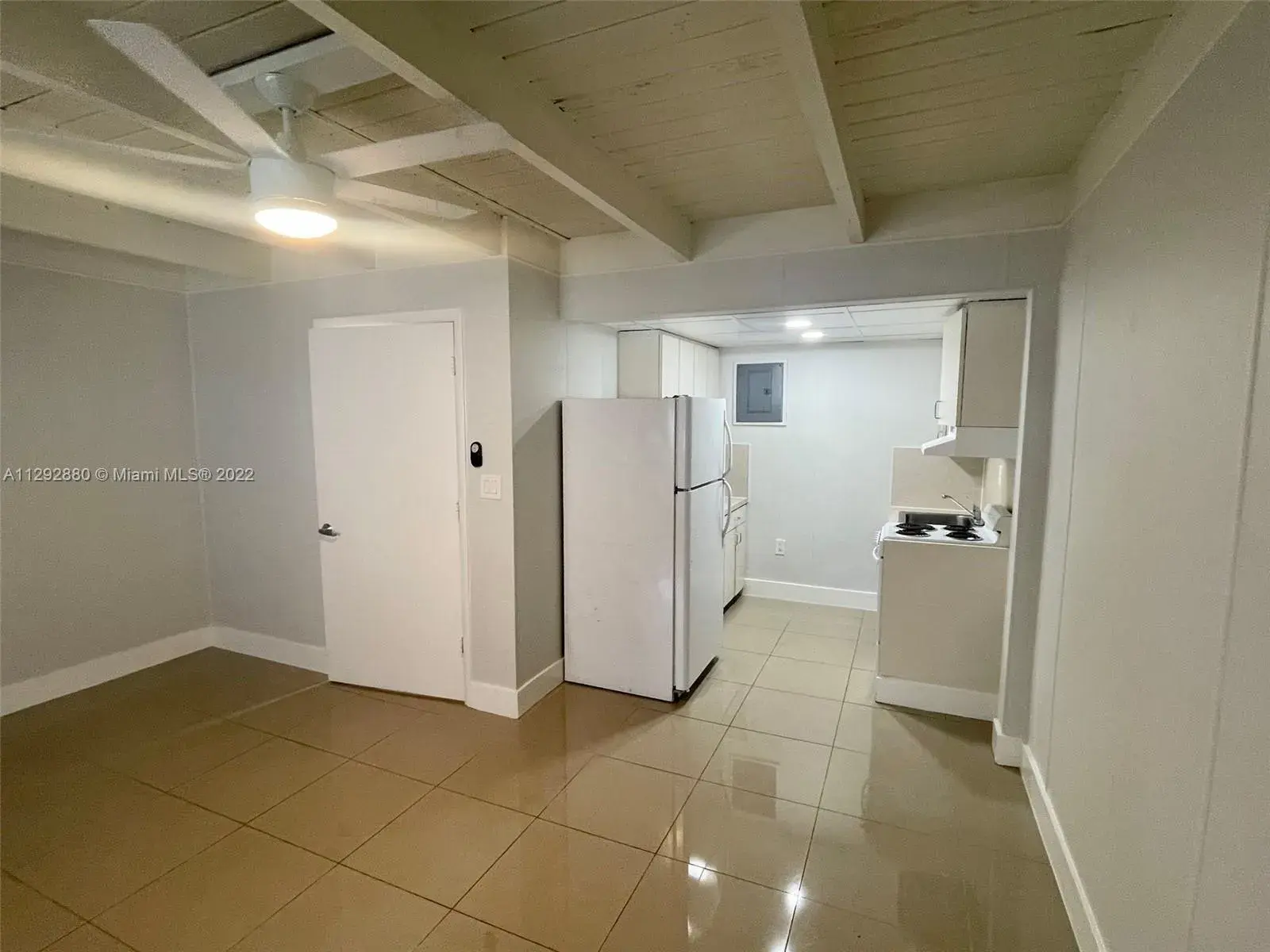 1079 SE 22nd Ave # 2S, Pompano Beach FL 33062 photo 2