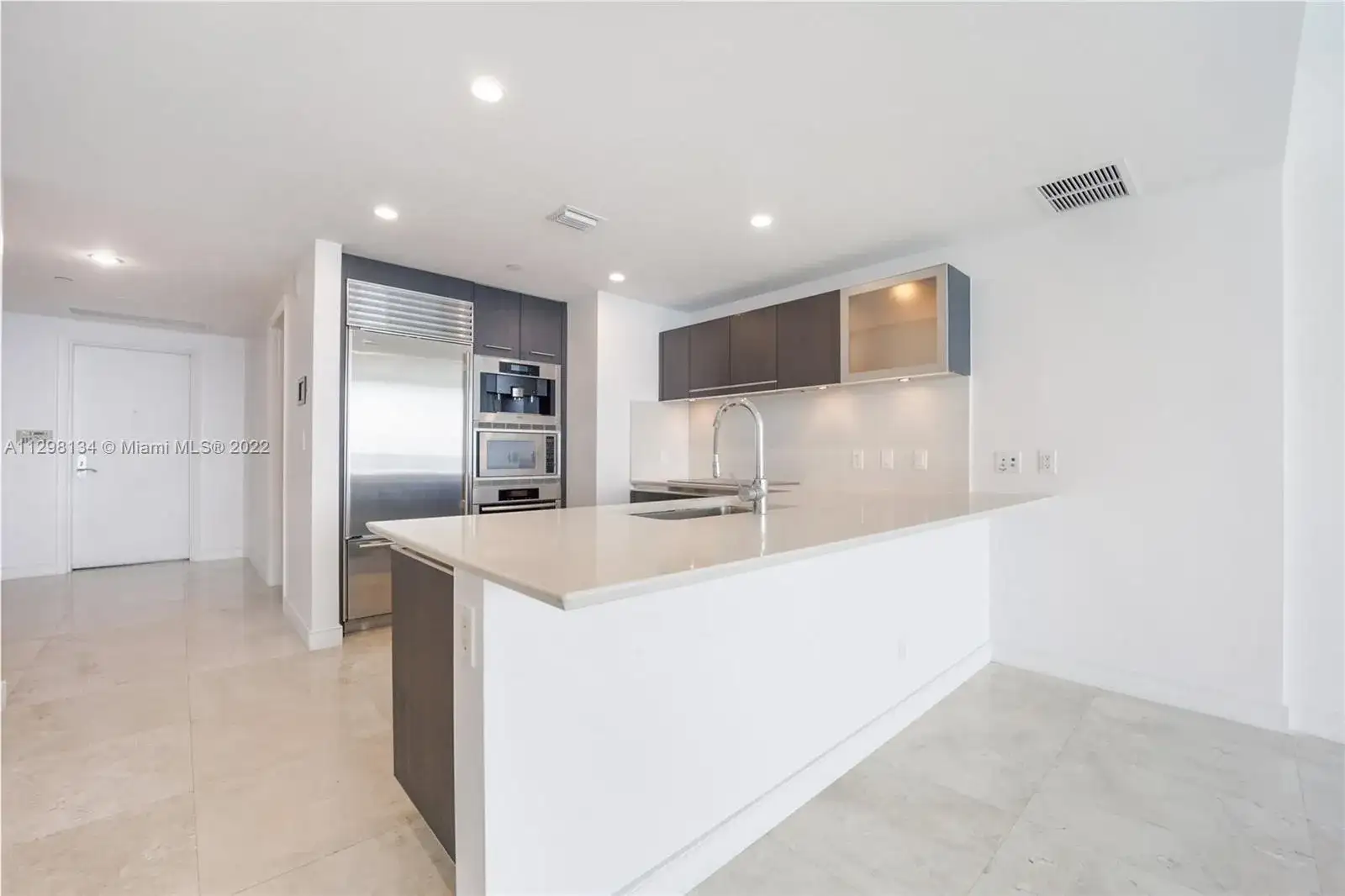 17001 Collins Ave # 1807, Sunny Isles Beach FL 33160 photo 2