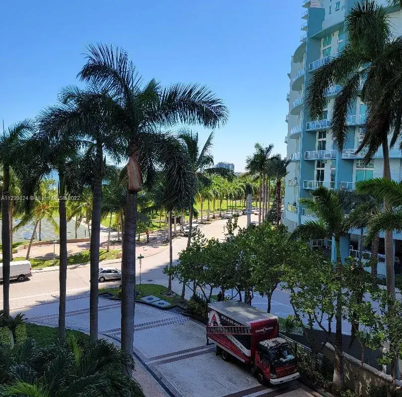2000 N Bayshore Dr # 408, Miami FL 33137