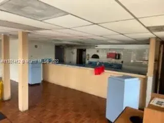 975 NE 125th St, North Miami FL 33161