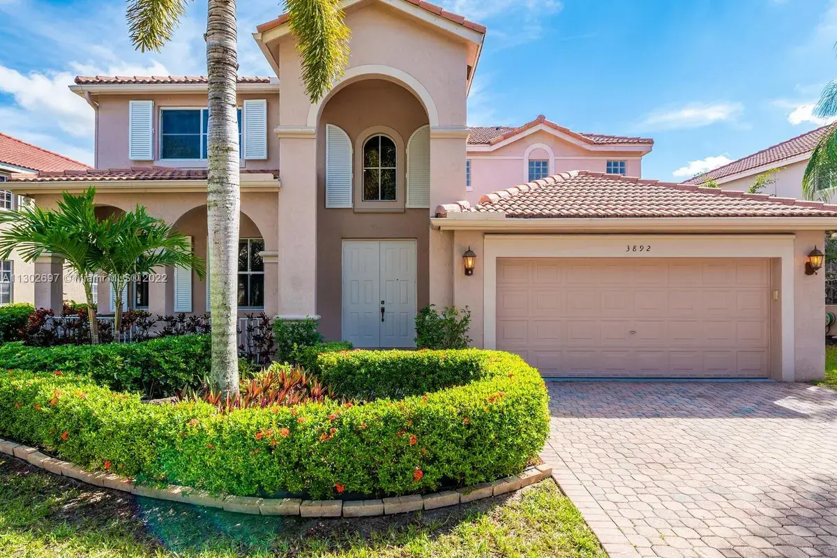 3892 Falcon Ridge Cir, Weston FL 33331