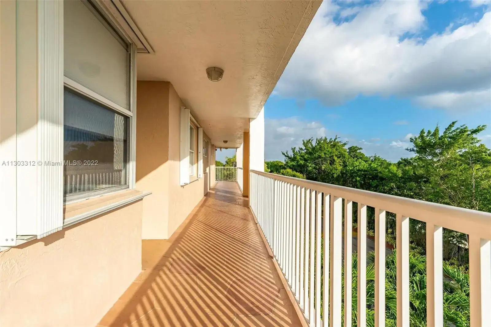 2455 N Nob Hill Rd # 404, Sunrise FL 33322 photo 2