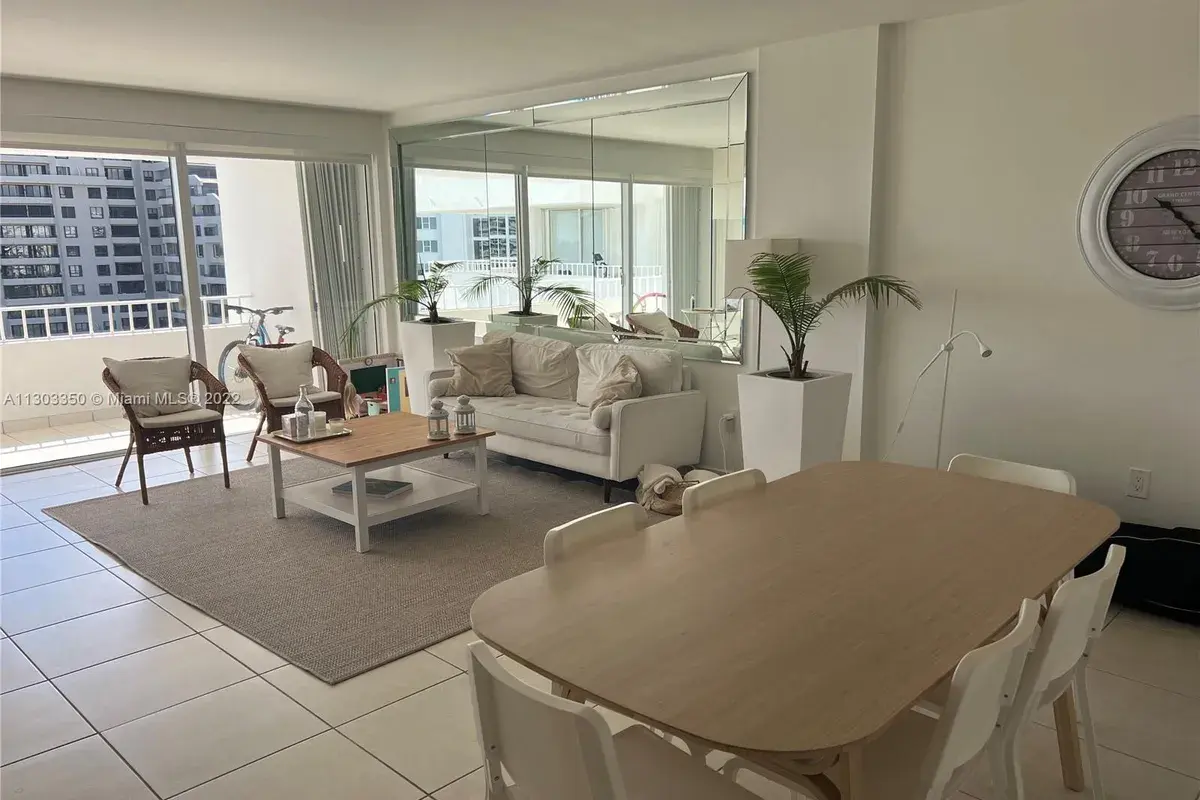 199 Ocean Lane Dr # 911, Key Biscayne FL 33149