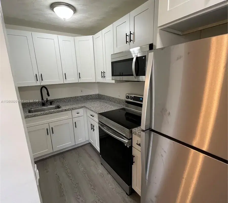 1030 N Victoria Park Rd # 3, Fort Lauderdale FL 33304