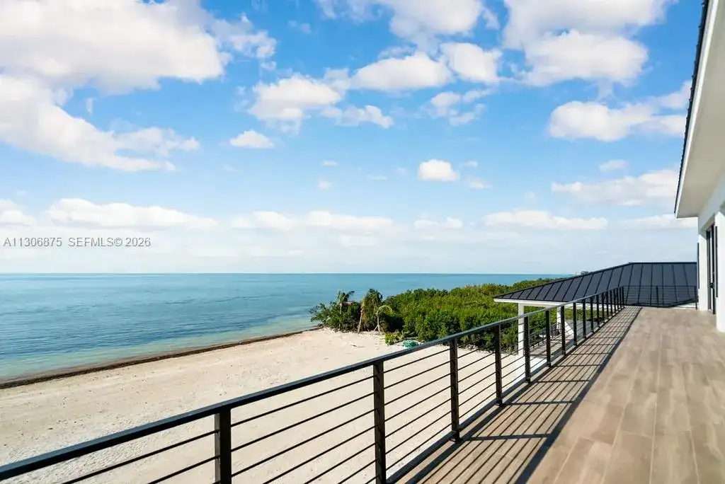 2405 Coco Plum Dr, Marathon FL 33050 photo 4