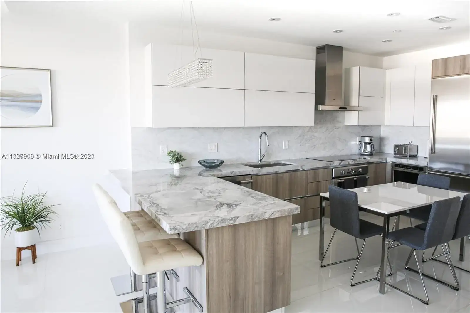 100 Lincoln Rd # 1643, Miami Beach FL 33139 photo 2