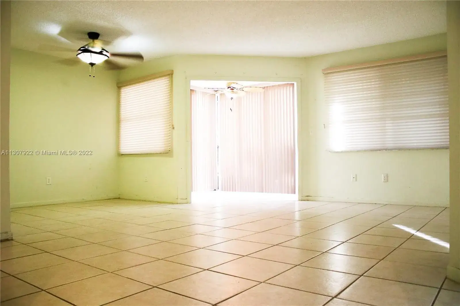2277 SE 27th Dr # G, Homestead FL 33035 photo 2