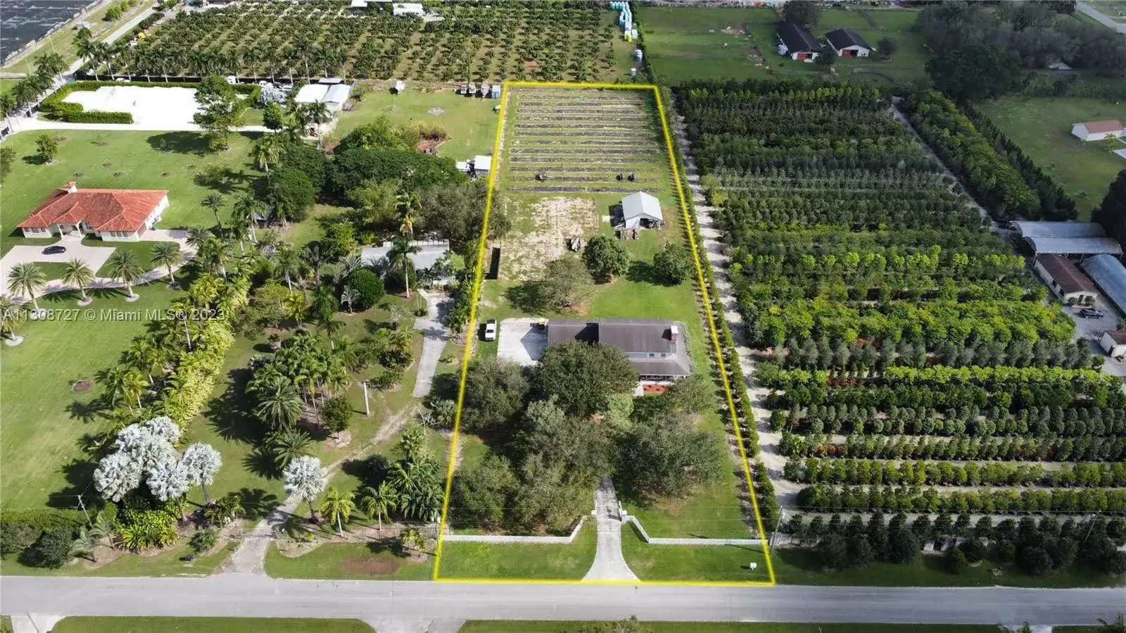 24545 SW 192nd Ave, Homestead FL 33031 photo 4