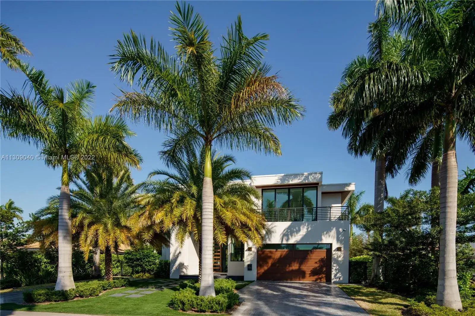 128 Fiesta Way, Fort Lauderdale FL 33301 photo 3