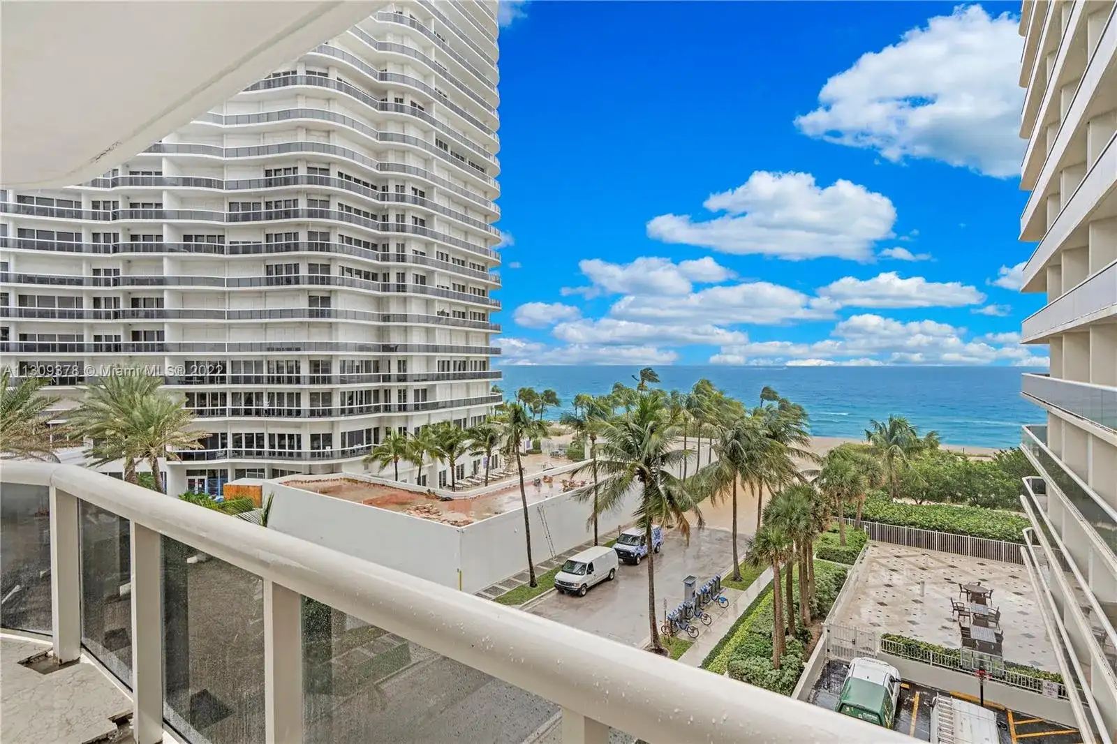 9595 Collins Ave, Surfside FL 33154 photo 2
