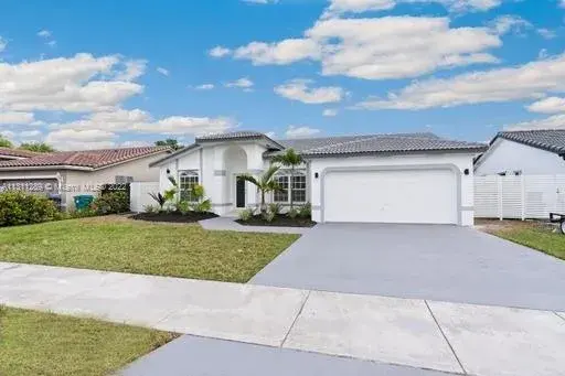 14712 SW 173rd St, Miami FL 33187