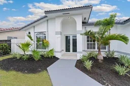 14712 SW 173rd St, Miami FL 33187