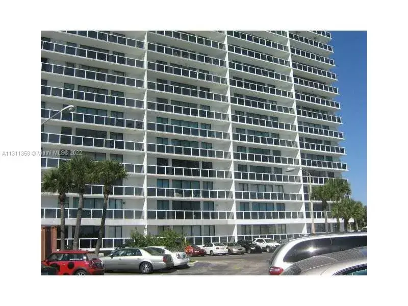 20515 E Country Club Dr # 1245, Aventura FL 33180