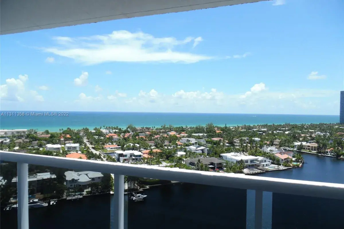 20515 E Country Club Dr # 1245, Aventura FL 33180