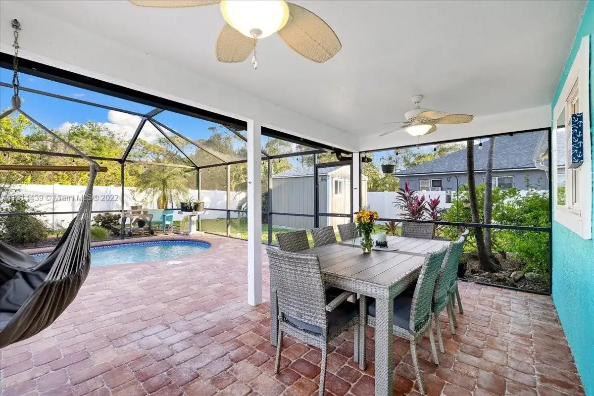1111 SW 18th Ave, Cape Coral FL 33991 photo 3