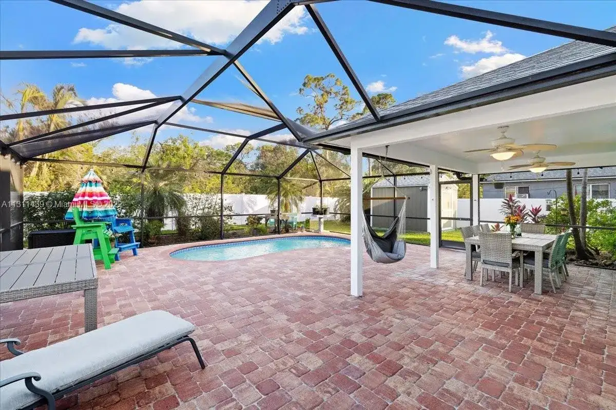 1111 SW 18th Ave, Cape Coral FL 33991 photo 4