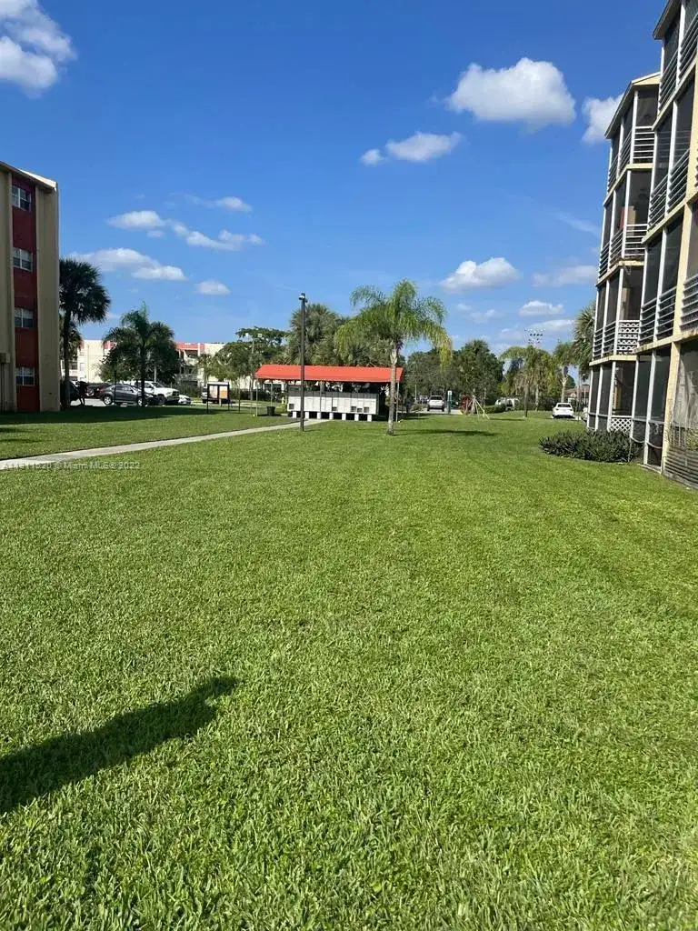 3610 NW 21st St # 311, Lauderdale Lakes FL 33311 photo 2