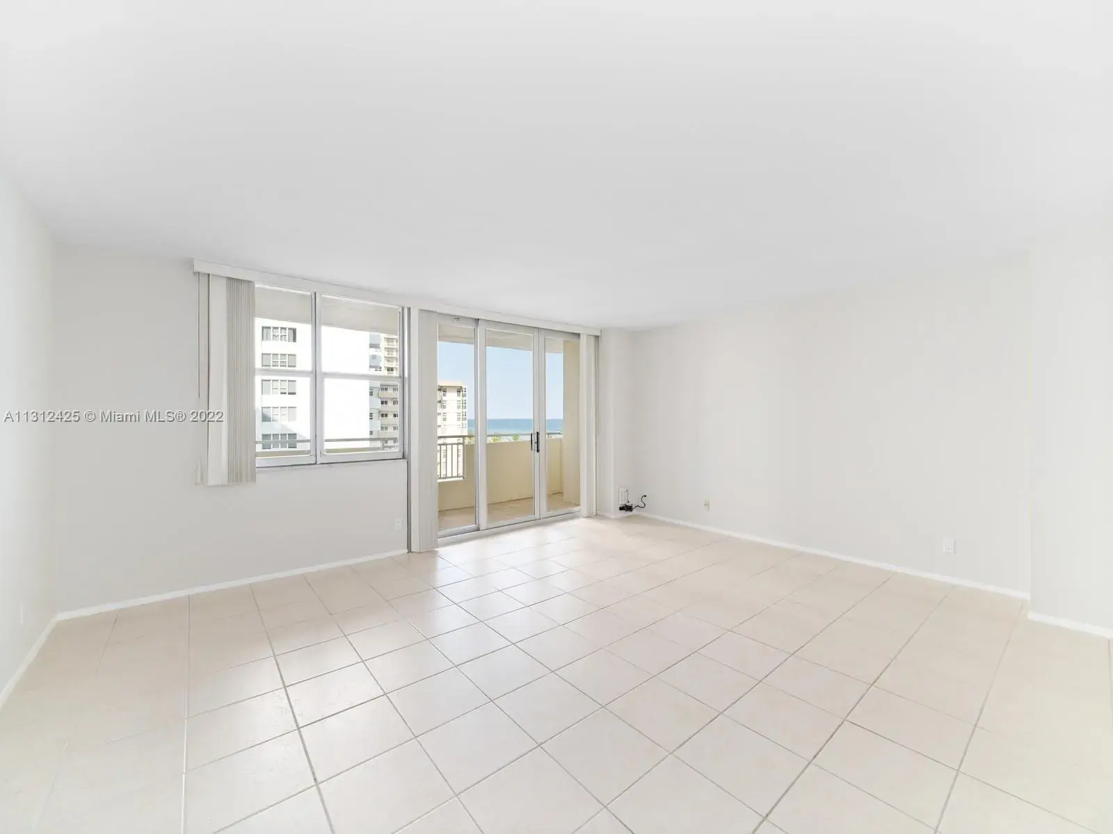 3180 S Ocean Dr # 505, Hallandale Beach FL 33009
