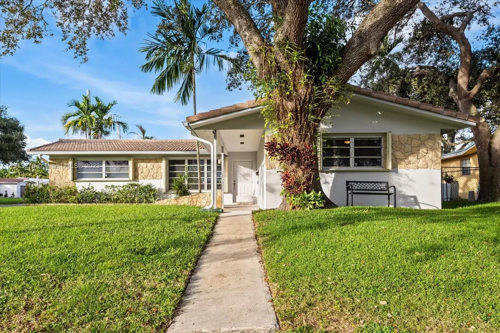 3349 W Park Rd, Hollywood FL 33021