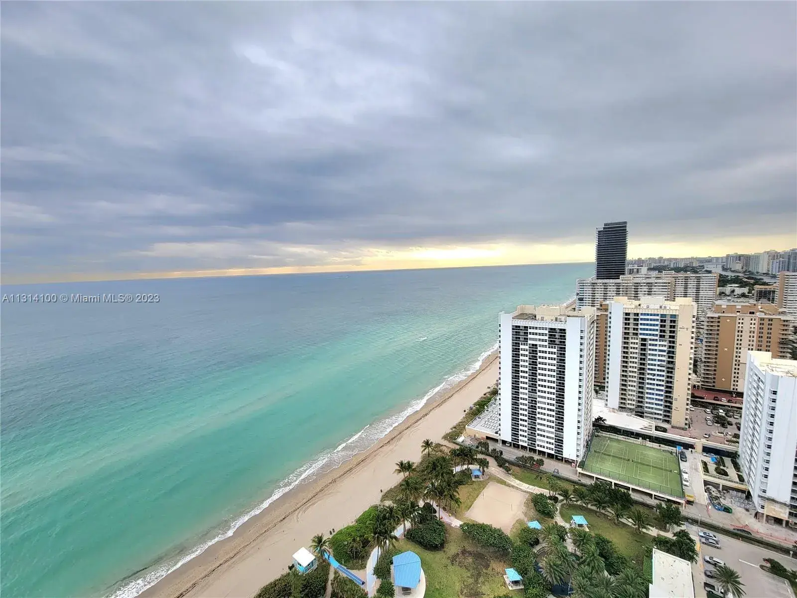 1850 S Ocean Dr # 3202, Hallandale Beach FL 33009
