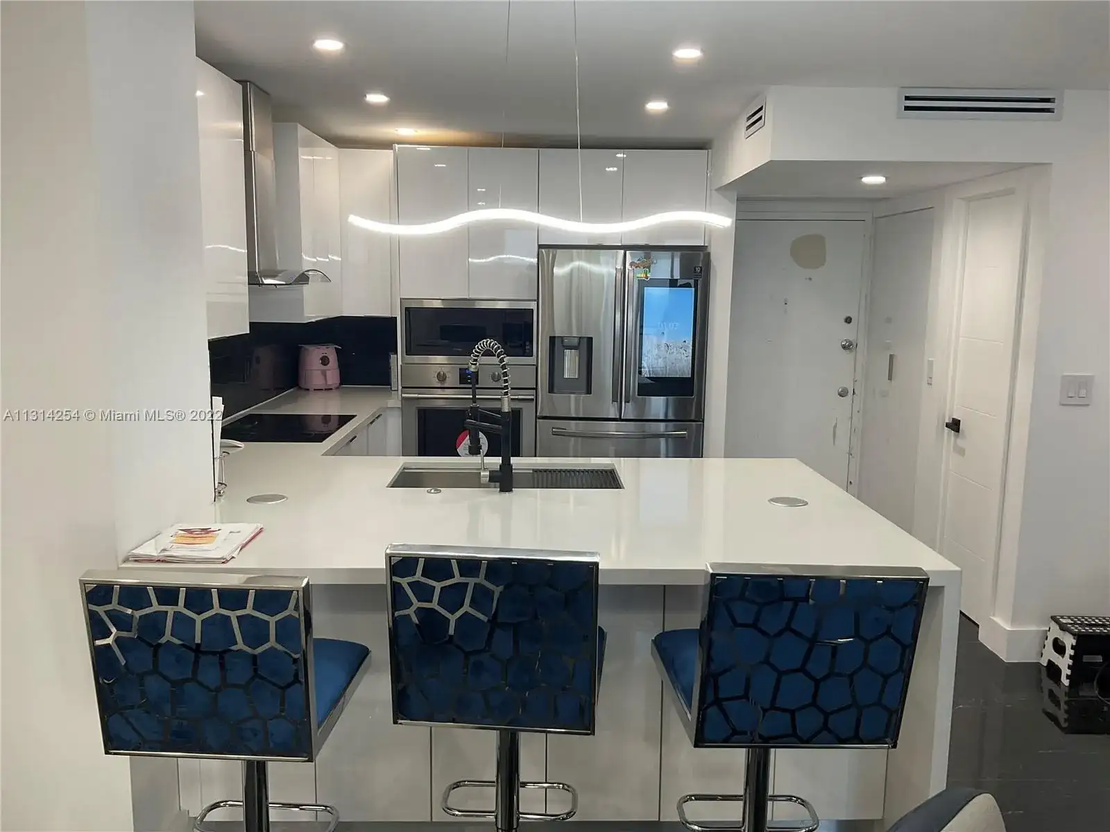 3180 S Ocean Dr # 1503, Hallandale Beach FL 33009 photo 2