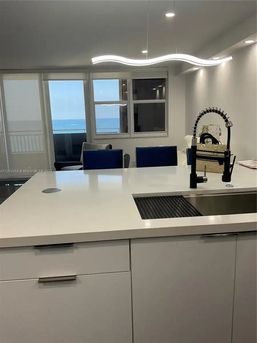 3180 S Ocean Dr # 1503, Hallandale Beach FL 33009 photo 4