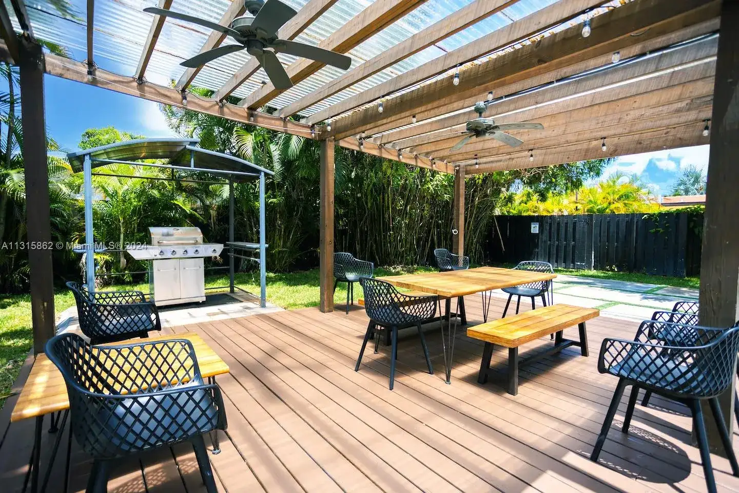 1307 Rodman St, Hollywood FL 33019 photo 5