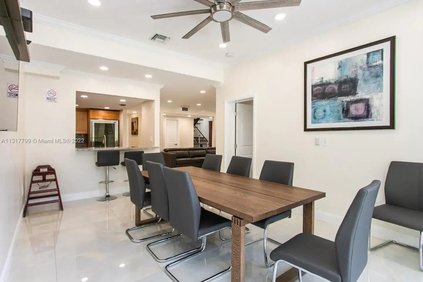1022 Adams St, Hollywood FL 33019 photo 4