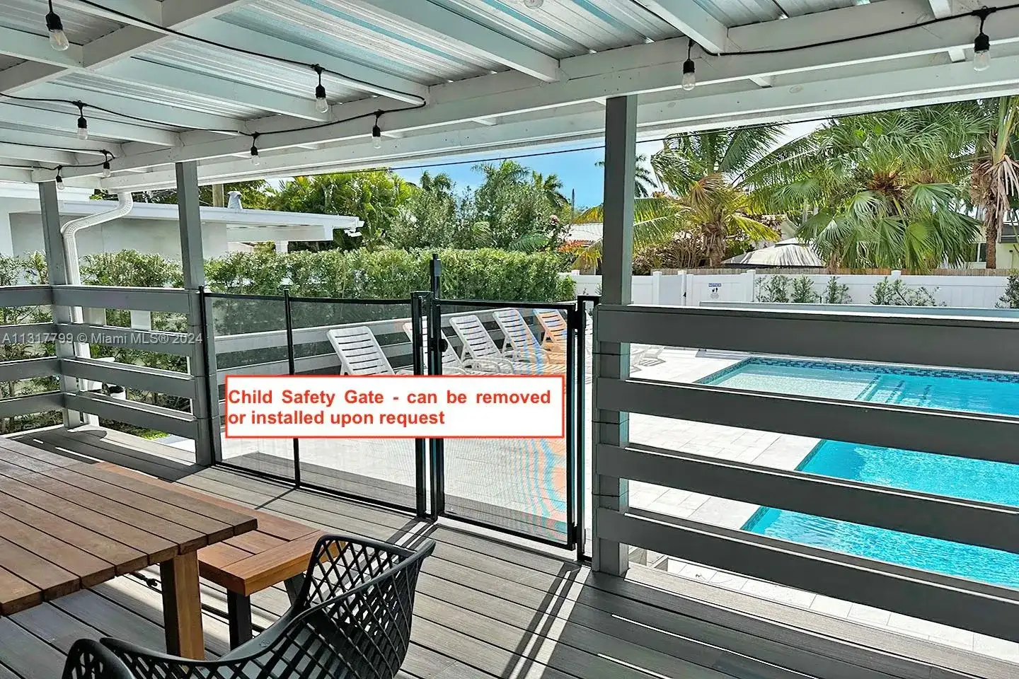 1022 Adams St, Hollywood FL 33019 photo 5