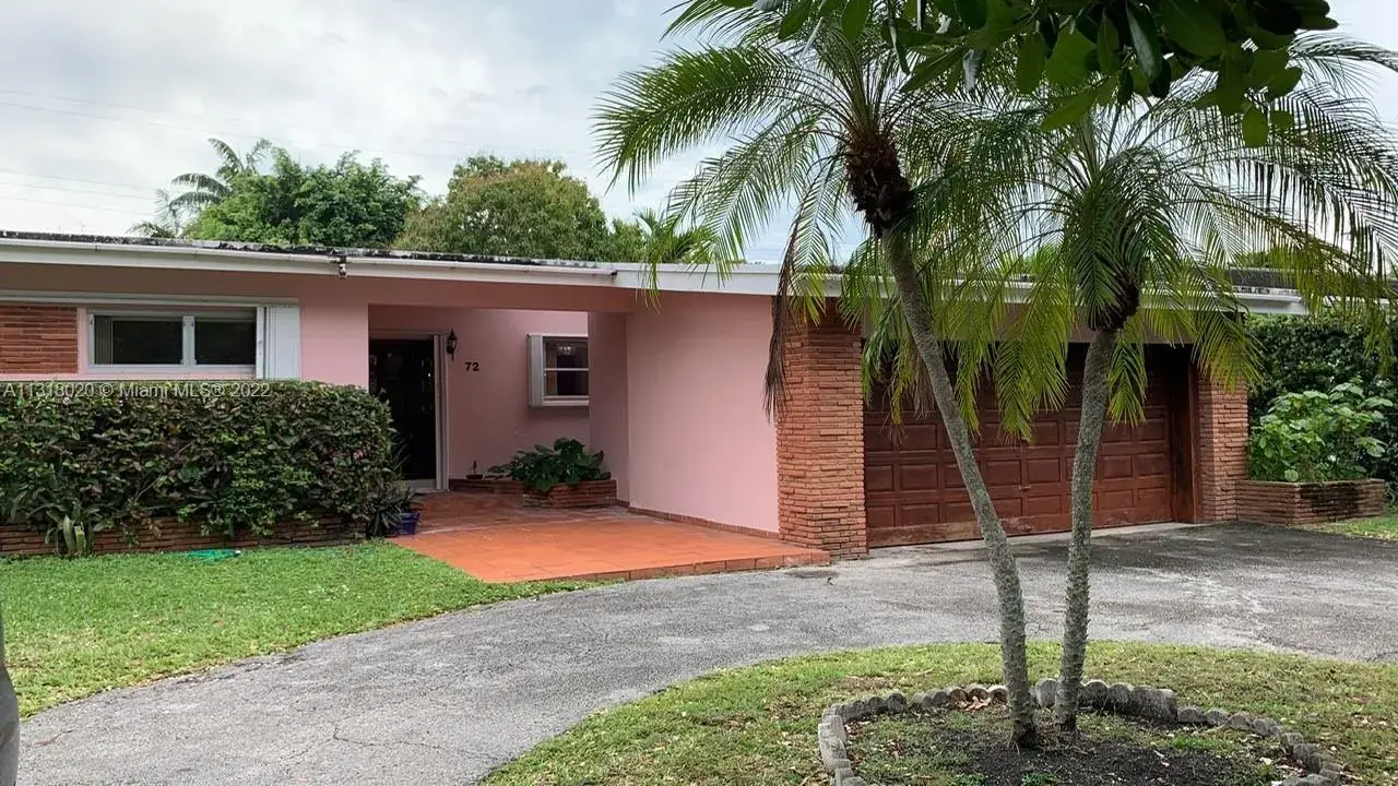 72 W Shore Dr W, Miami FL 33133
