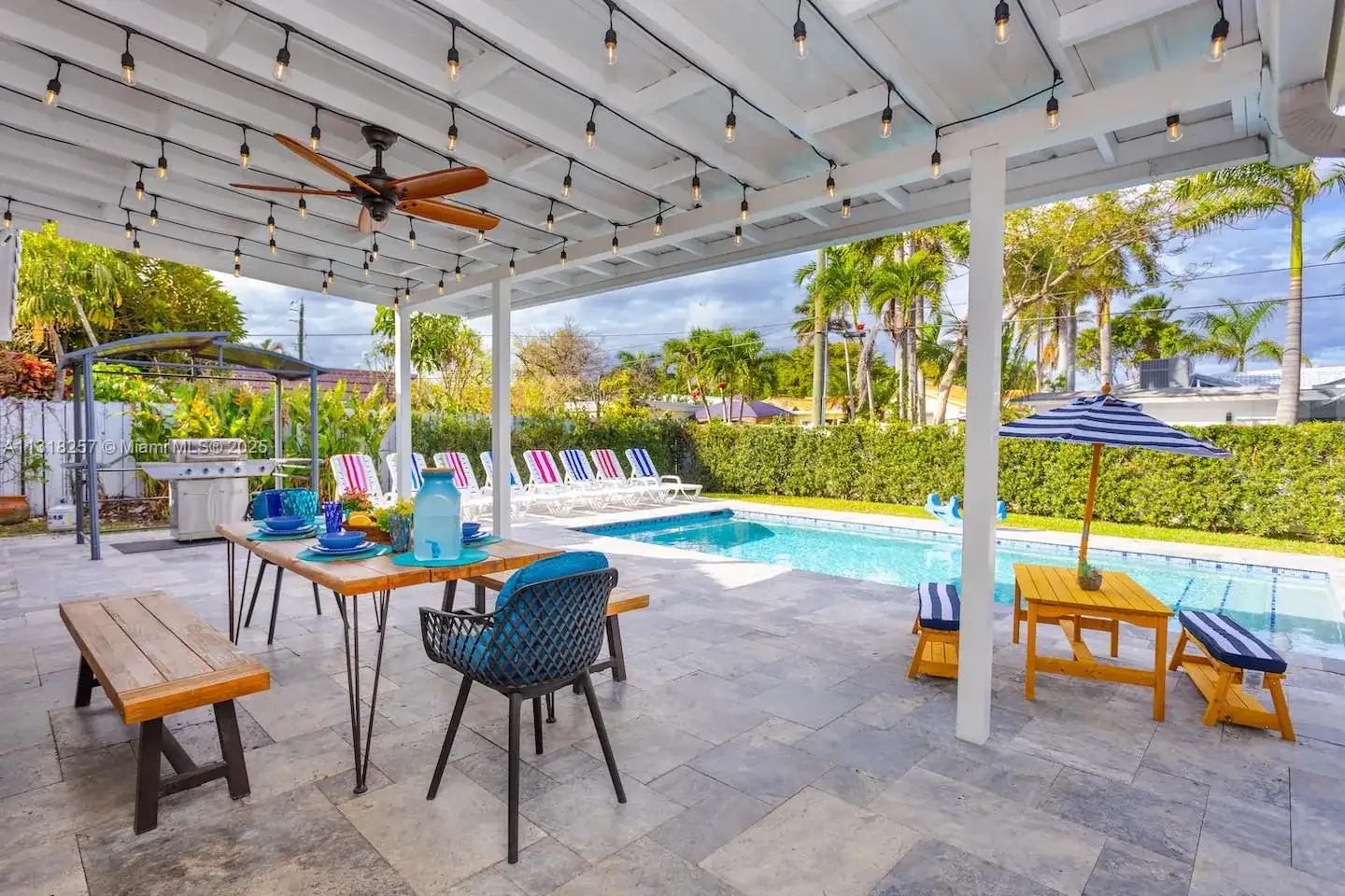 833 Washington St, Hollywood FL 33019 photo 4
