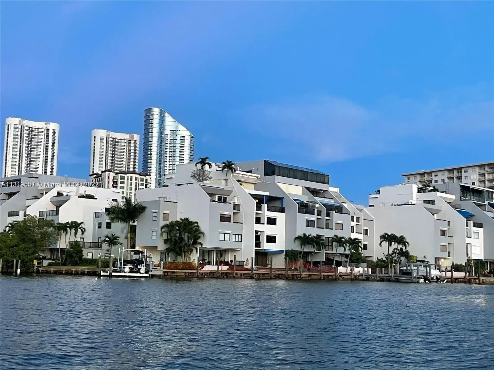 410 Poinciana Dr # 1715, Sunny Isles Beach FL 33160