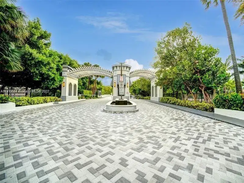 410 Poinciana Dr # 1715, Sunny Isles Beach FL 33160 photo 3