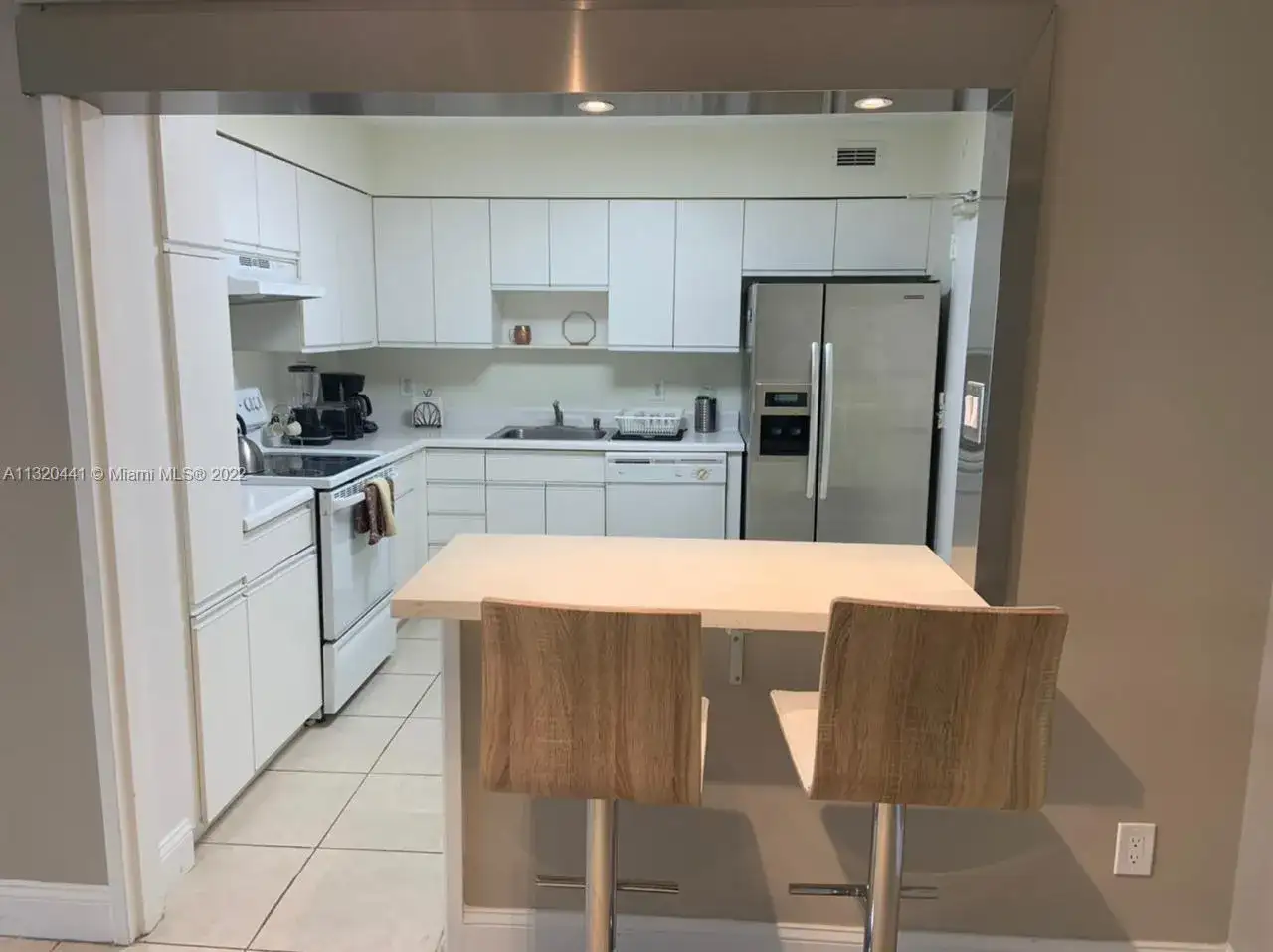 5151 Collins Ave # 727, Miami Beach FL 33140 photo 3