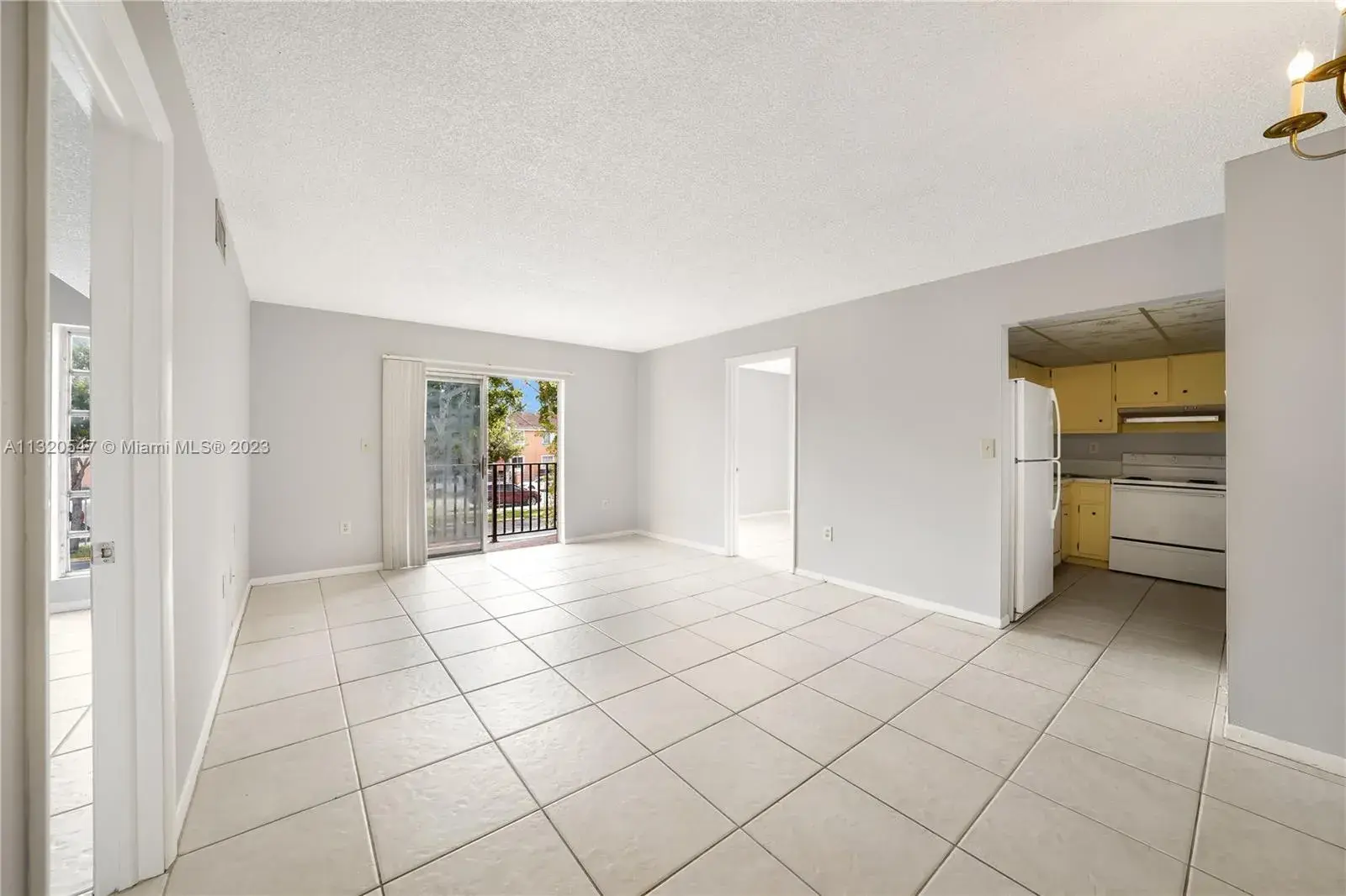 4705 NW 7th St # 7, Miami FL 33126