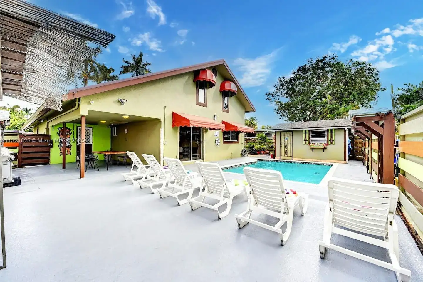 1020 N 13th Ter, Hollywood FL 33019 photo 2