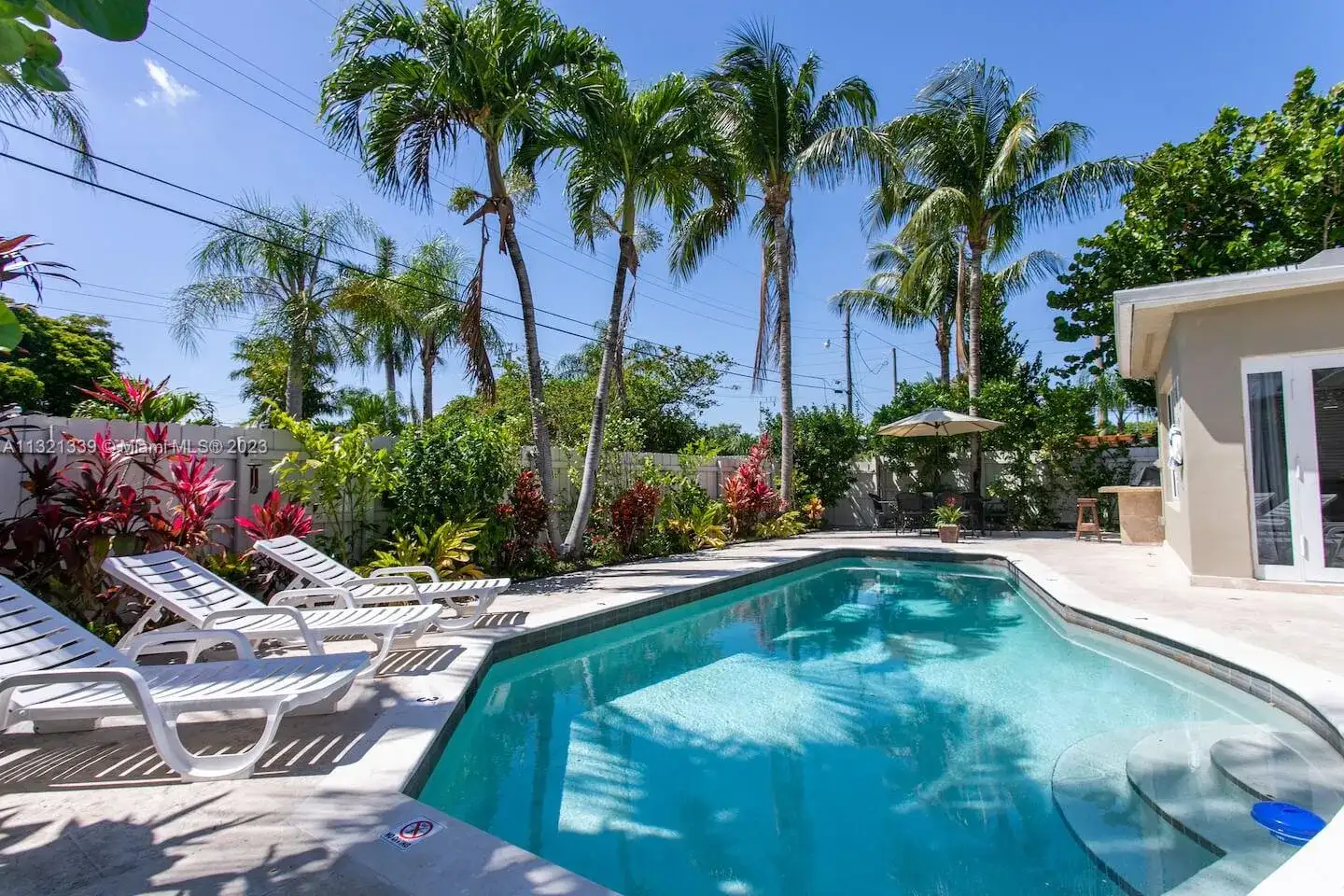 1120 N 13th Terrace, Hollywood FL 33019 photo 2
