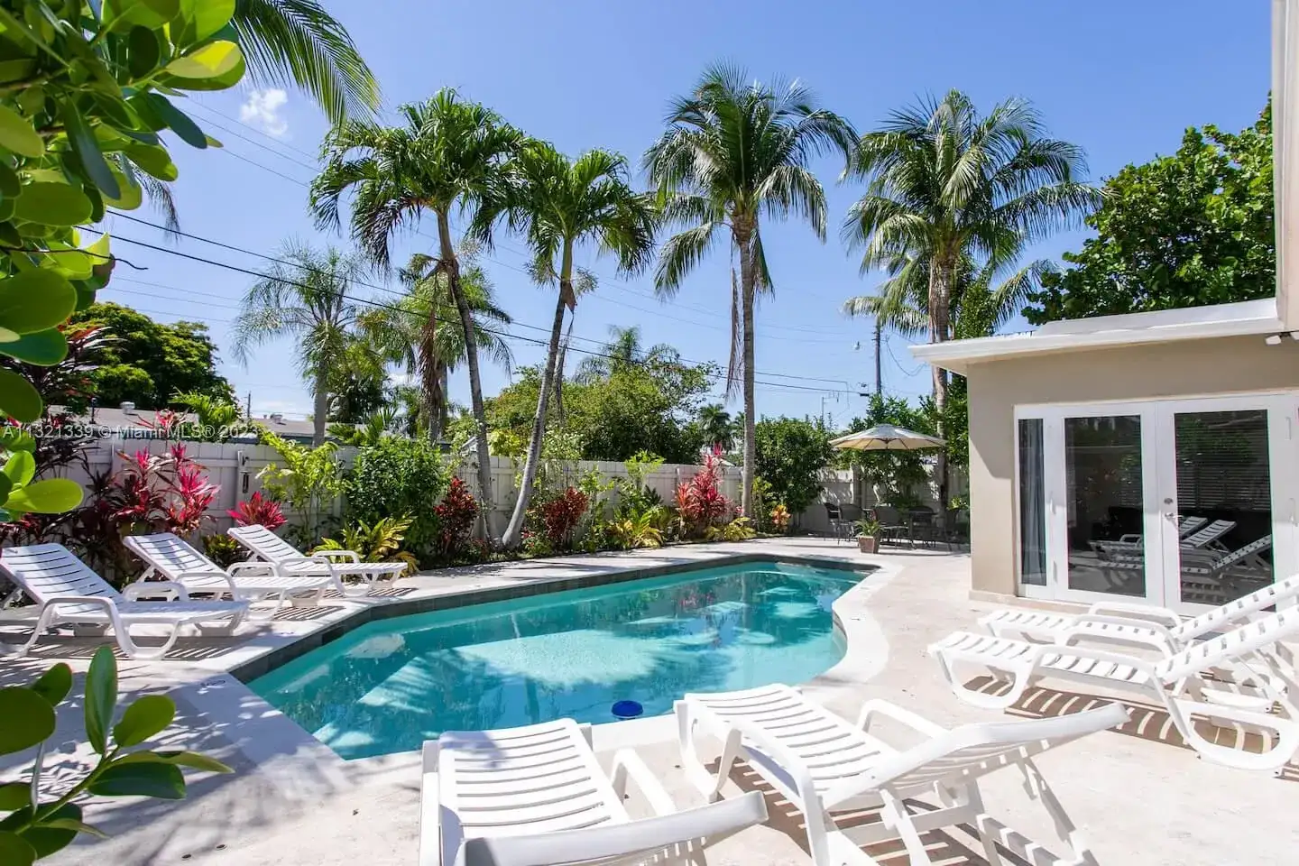 1120 N 13th Terrace, Hollywood FL 33019 photo 3