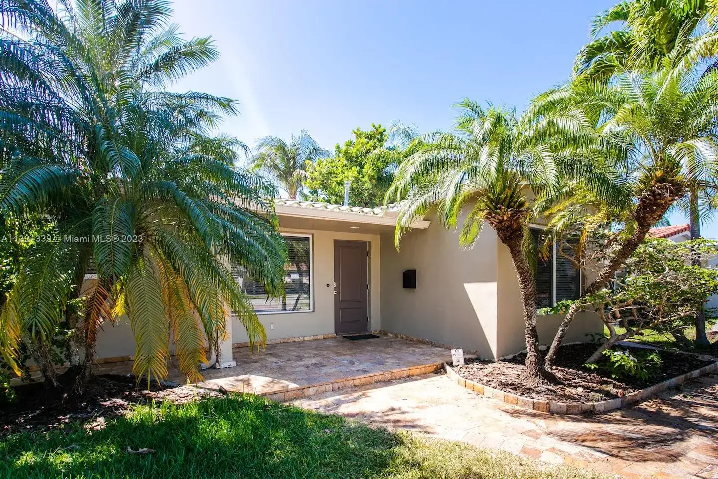 1120 N 13th Terrace, Hollywood FL 33019 photo 5