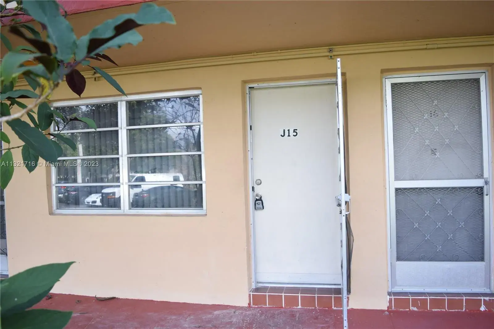 20311 NE 2nd Ave # 15, Miami FL 33179