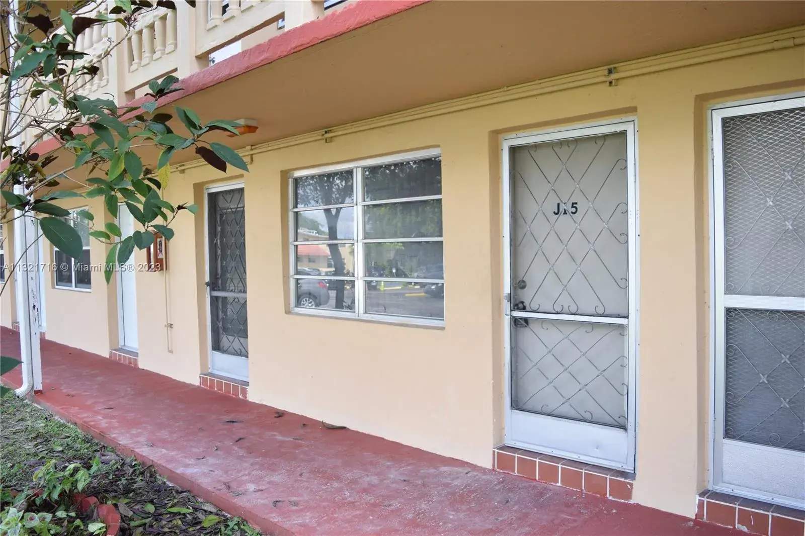 20311 NE 2nd Ave # 15, Miami FL 33179