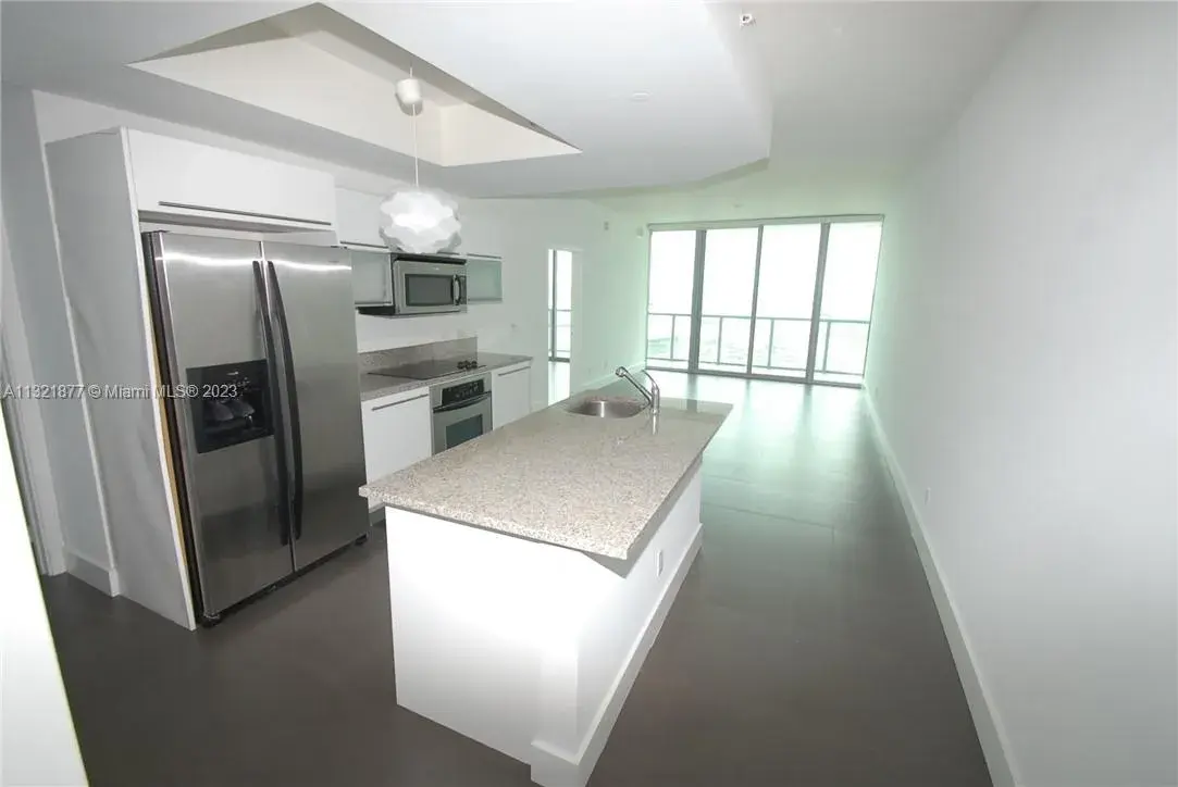 888 Biscayne Blvd # 1704, Miami FL 33132