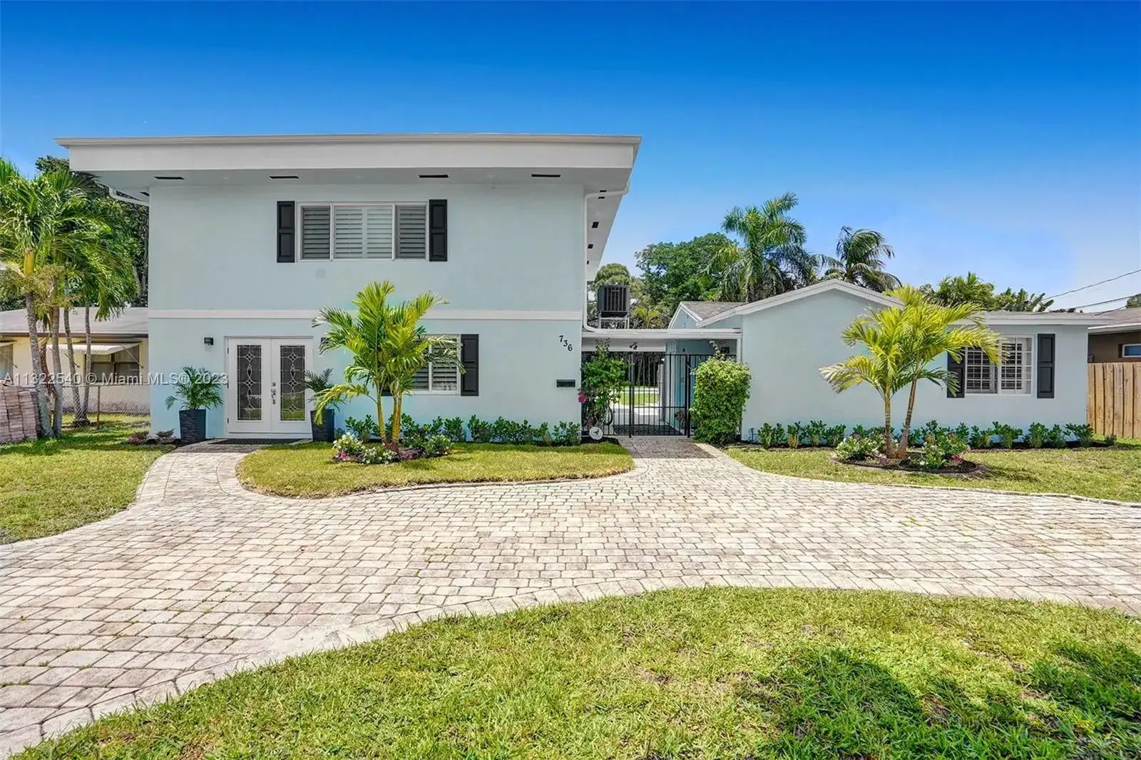 736 NE 34th Ct, Oakland Park FL 33334 photo 3